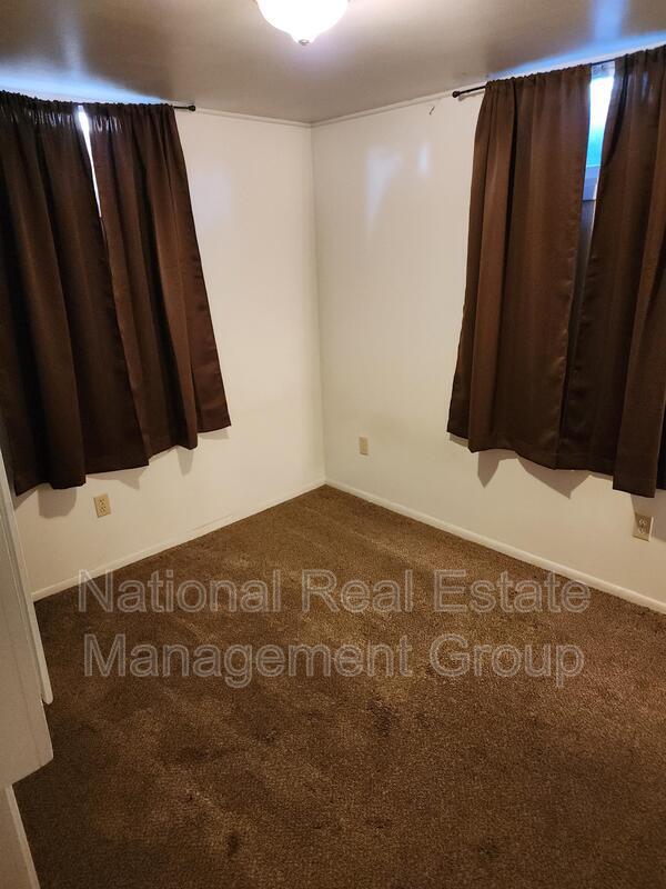 1137 W Gem Ave, Moses Lake, WA 98837 Condo for Rent in Moses Lake, WA