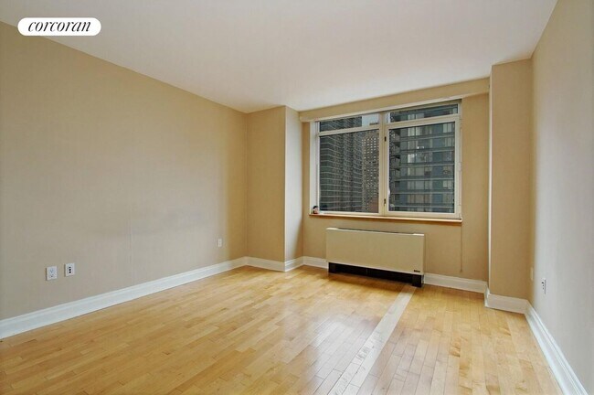 Foto del edificio - 1760 2nd Ave