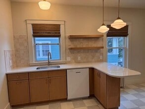 Building Photo - 150 Lancaster St