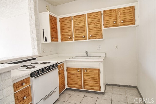 Building Photo - 567 Desert Way