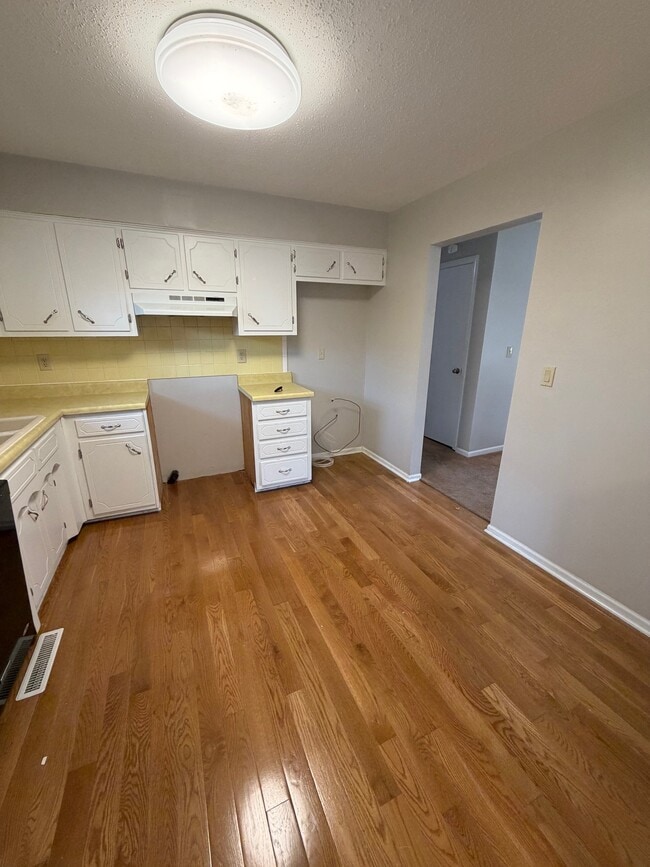 Foto del edificio - 1426 Northfield Park Blvd