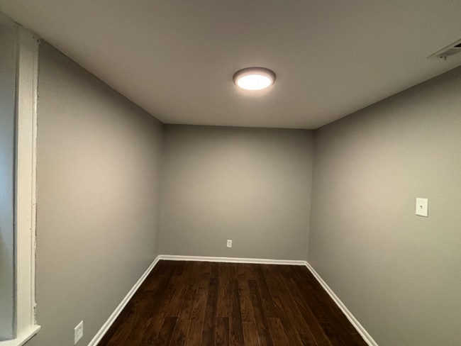 Foto del edificio - 8137 S Evans Ave