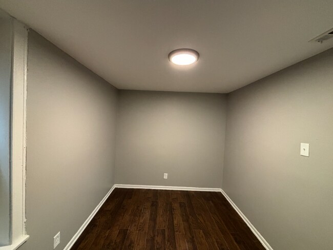 Building Photo - 8137 S Evans Ave