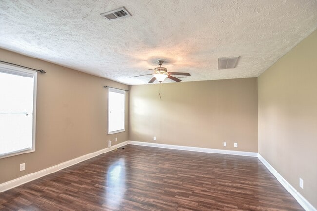 Foto del edificio - Pet Friendly in Fox Meadow!