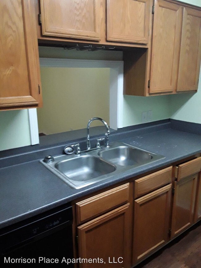 Building Photo - 3803-3817 Morrison Dr