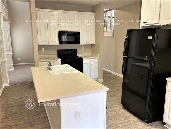 Foto del edificio - 103 Holly Ridge Rd