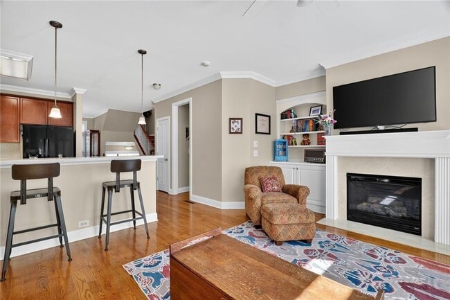 Building Photo - 10906 Gallier St