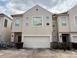 Building Photo - 3813 Center Plaza Dr