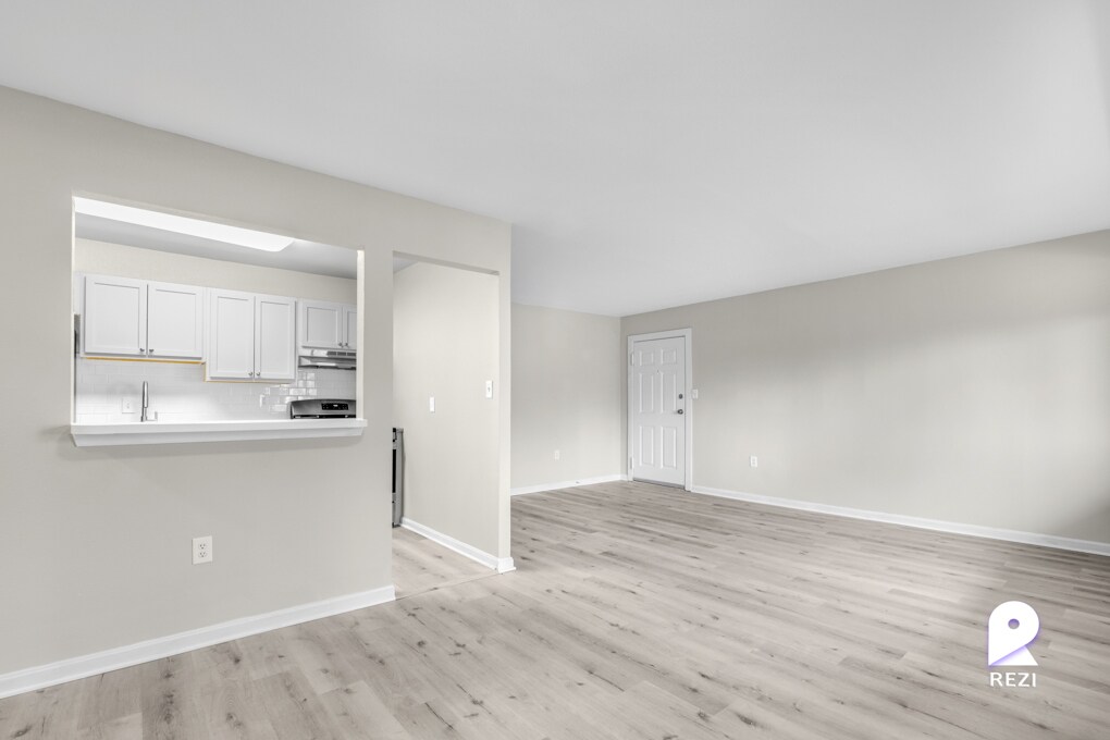 6521 HilMar Dr Unit 204, District Heights, MD 20747 Room for Rent in