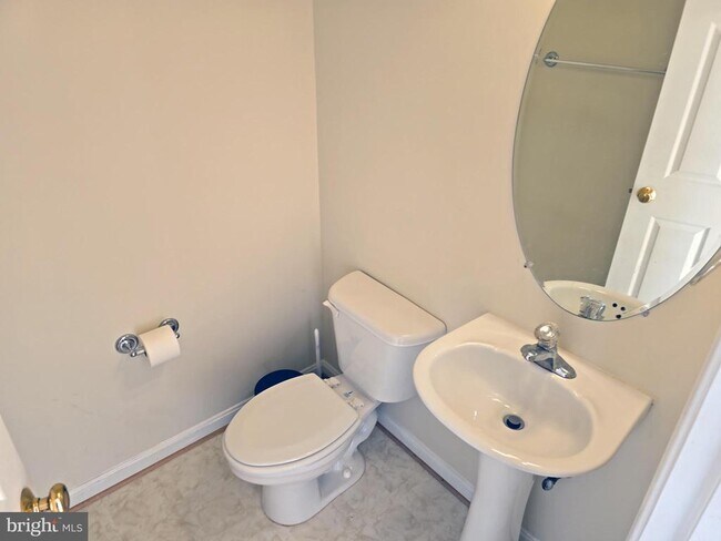 Foto del edificio - 8557 Wyngate Manor Ct