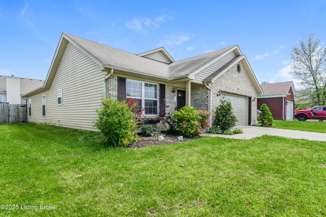 Foto del edificio - 9317 Longhorn Ct