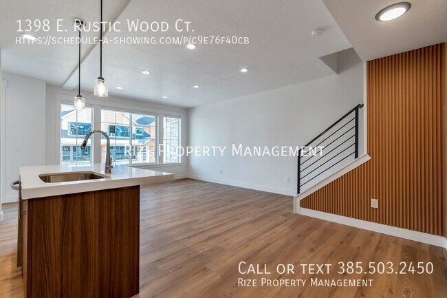 Building Photo - Newly Built Home!