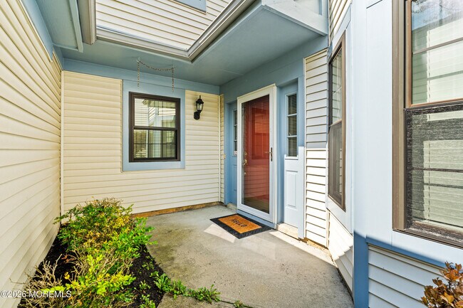 Building Photo - 39 Gimbel Pl