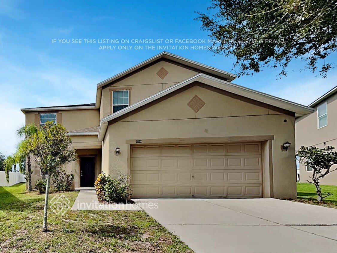 Foto principal - 1812 Oak Pond St