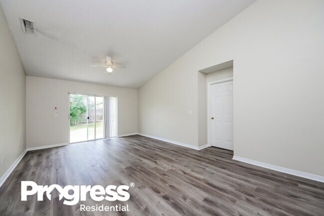 Foto del edificio - 4681 Prairie Point Blvd
