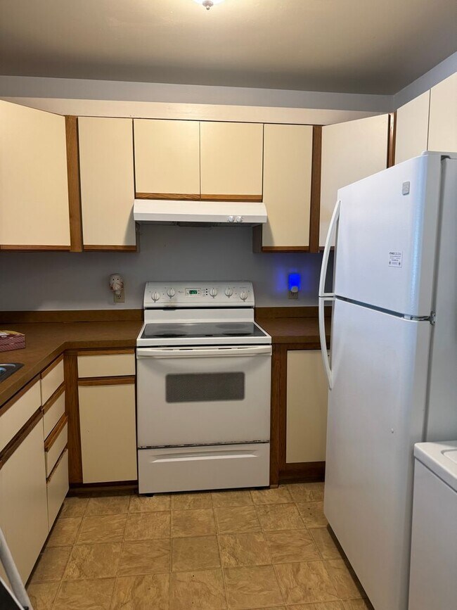 Photo - Jamestown Condos