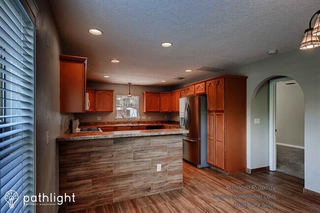 Building Photo - 5427 Blue Grass St, Orlando, FL, 32810