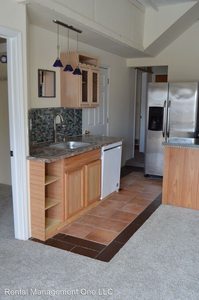 Building Photo - 5 br, 3 bath Apartment - 4170 Hearthside Dr