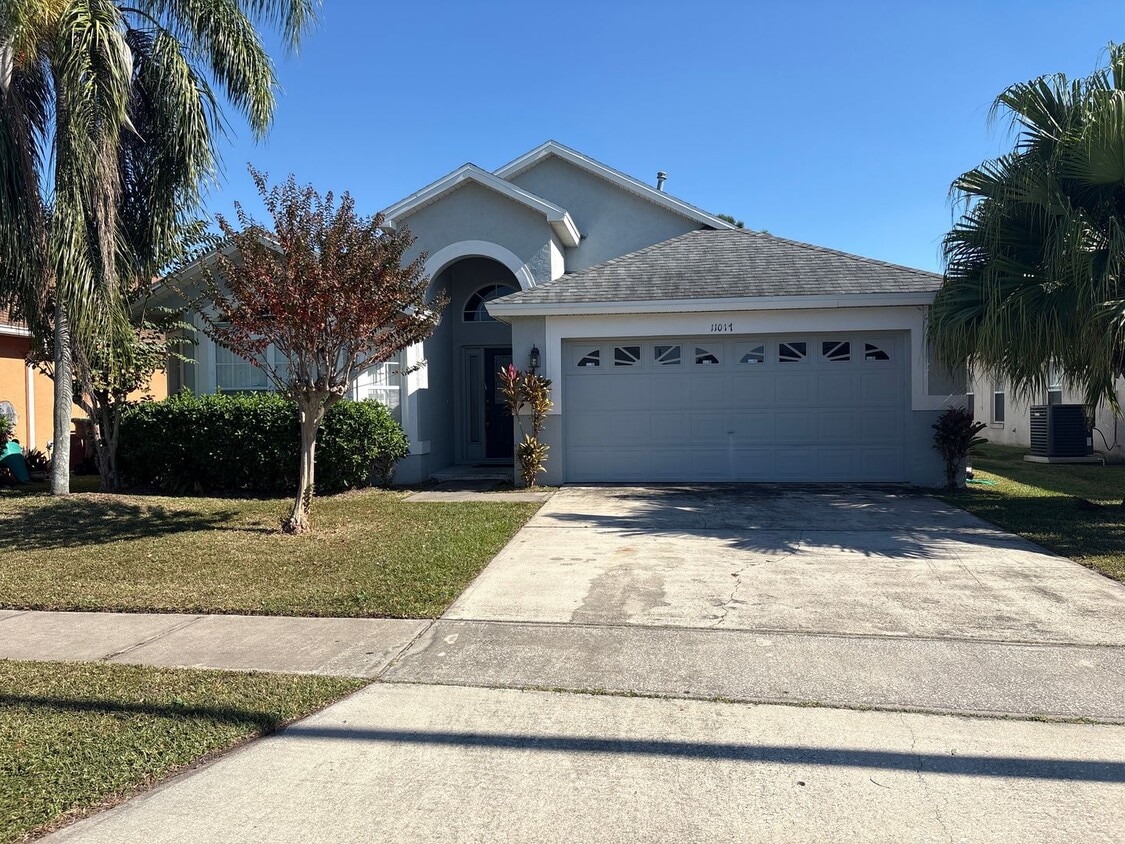 Spacious 4-Bedroom, 2-Bathroom Single-Family Home (Near Central Florida Parkway) - Spacious 4-Bedroom, 2-Bathroom Single-Family Home  (Near Central Florida Parkway)