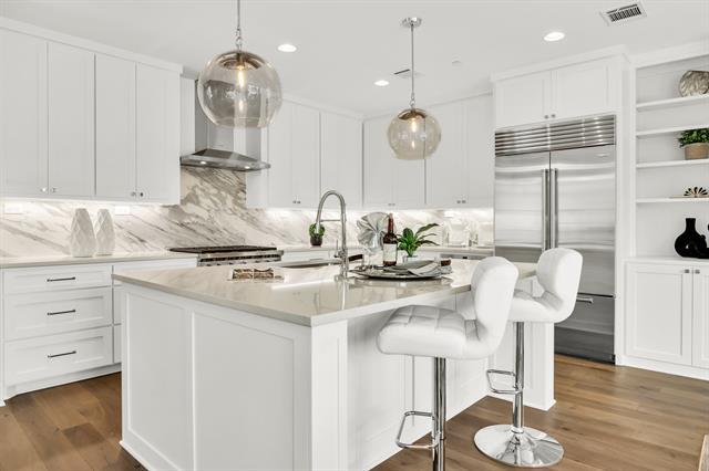 Foto del edificio - 4116 University Blvd