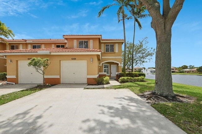 Foto del edificio - 6224 Reynolds St