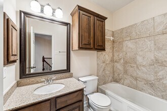 Building Photo - 46 Marquise Oaks Pl