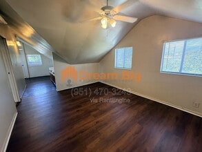 Building Photo - 14653 Washington Dr