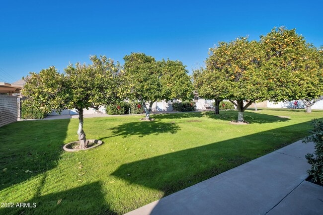 Photo - 1422 E Dana Ave Apartments