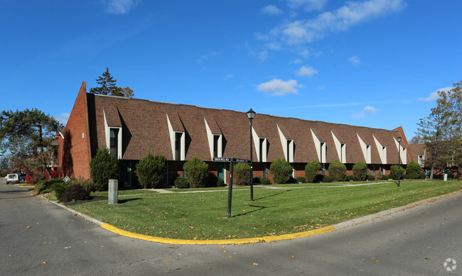 Building Photo - The Brookeville