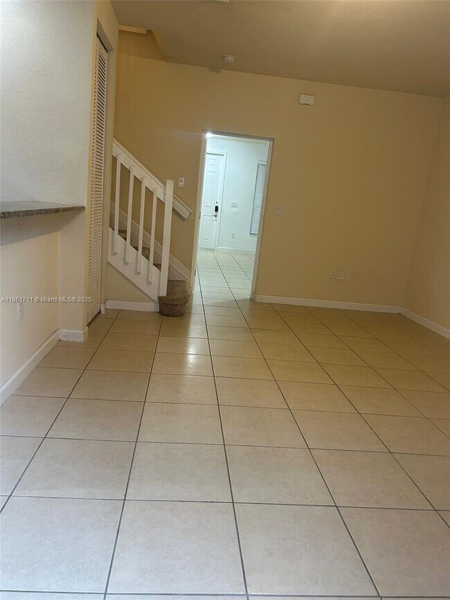 Building Photo - 9491 SW 171st Pl
