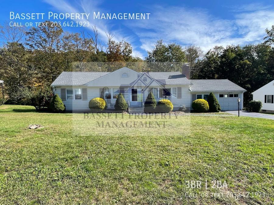 40 Macarthur Dr, Hamden, CT 06518 House Rental in Hamden, CT