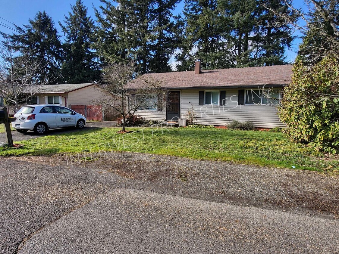 Foto principal - Charming 3 bd Home in Portland with W/D Ho...