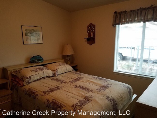 Foto del edificio - 3 br, 2 bath House - 1805 Russell Avenue