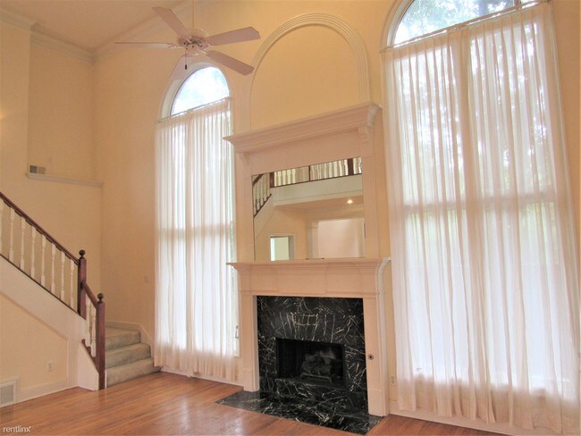 Foto del edificio - 4 br, 3.5 bath House - 970 Village Oak Cv