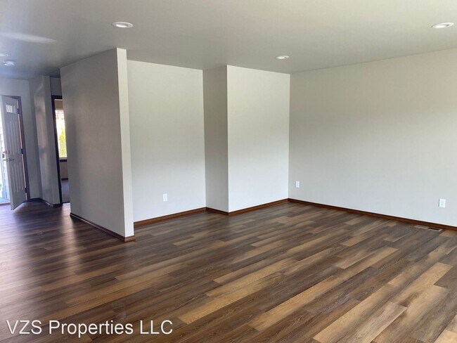 Foto del edificio - 3 br, 2 bath House - 428 Hammond Lane
