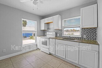 Building Photo - 3721 Henry Ave