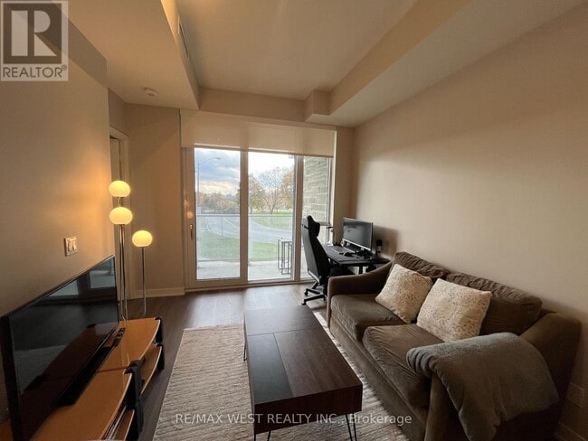 Photo du bâtiment - 10 Deerlick Ct