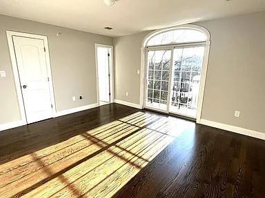Foto del edificio - 37 Creston Pl