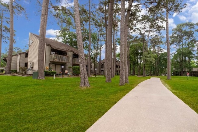 Building Photo - 12900 Walden Rd