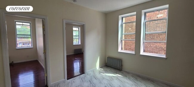 Foto del edificio - 37-34 12th St