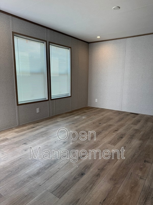 Foto del edificio - 755 N Tratt St