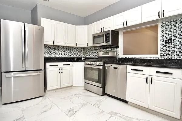 Foto principal - 504 Grand St