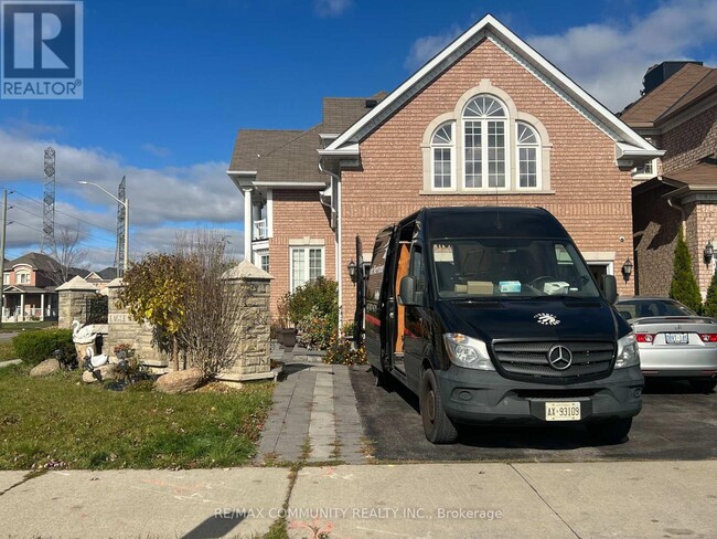 Photo du bâtiment - 1163 Ravenscroft Rd