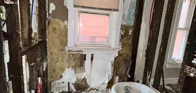 Foto del edificio - 4418 Athlone Ave