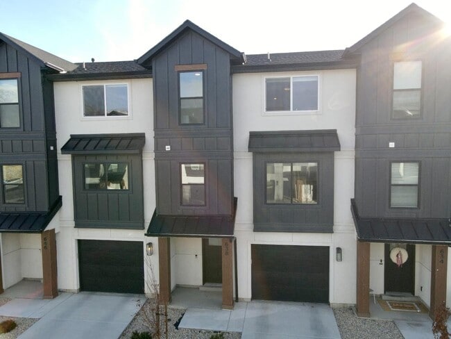 Building Photo - 638 E 360 S