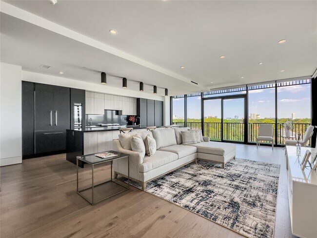 Foto del edificio - 2406 Tangley St