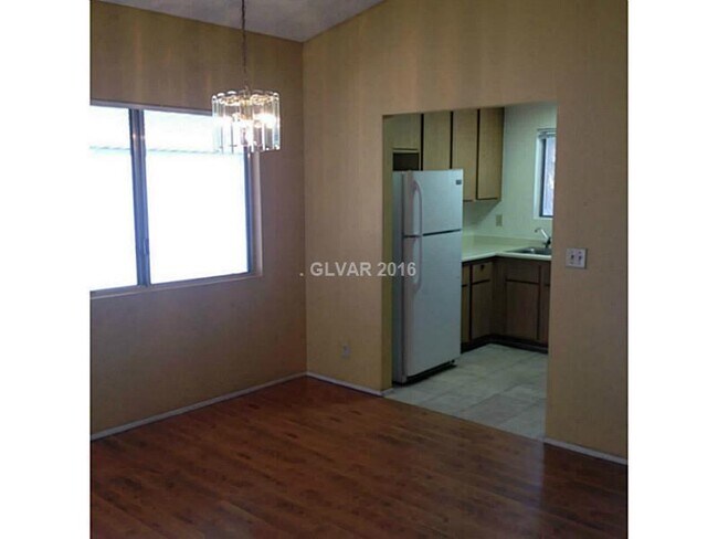 Foto del edificio - 7340 Empress Dr