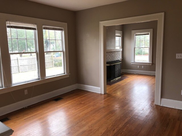 Foto del edificio - 2717 Oak St