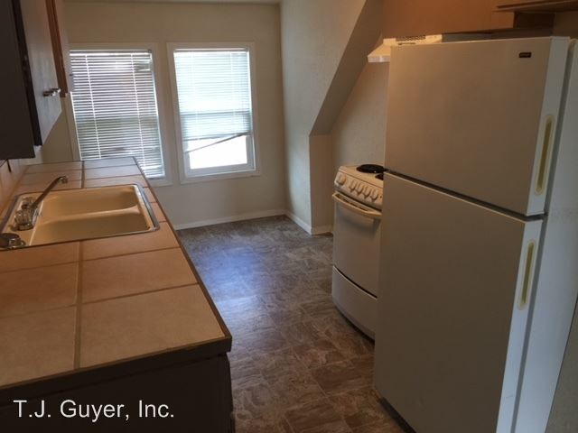 Foto del edificio - 1003 N Tower Ave