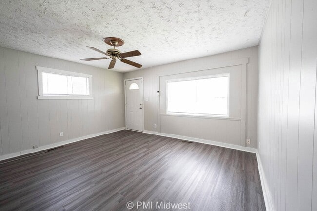 Foto del edificio - 3748 N Hawthorne Ln